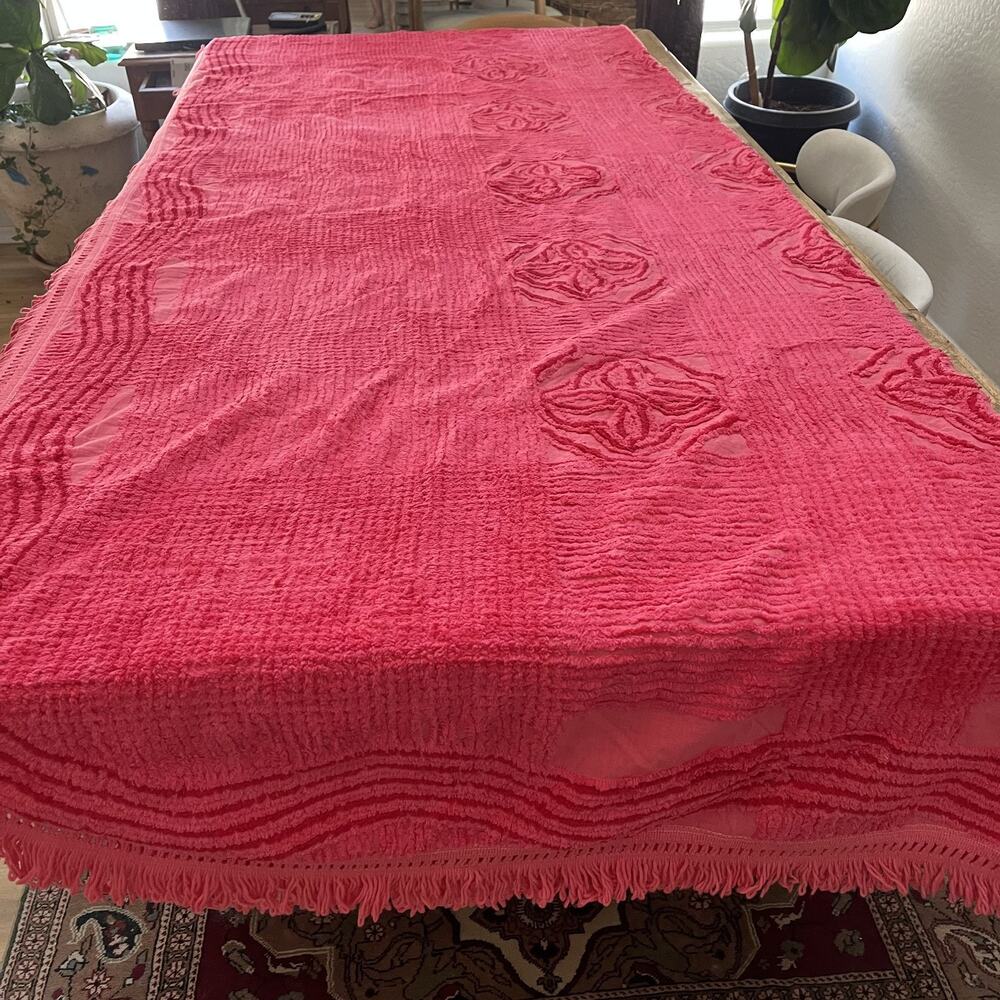 Vtg Chenille Bedspread Pink Floral Tufted Embroidered Cotton w/ Fringe 98"x81" - Picture 5 of 10